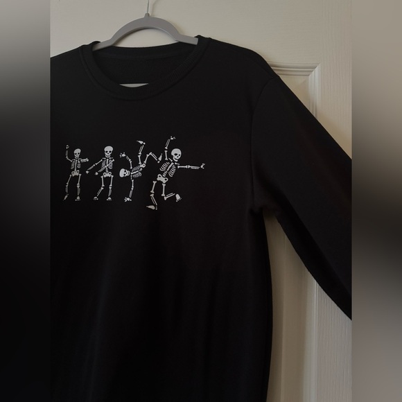 SHEIN Skeleton Print Sweatshirt - Picture 3 of 7